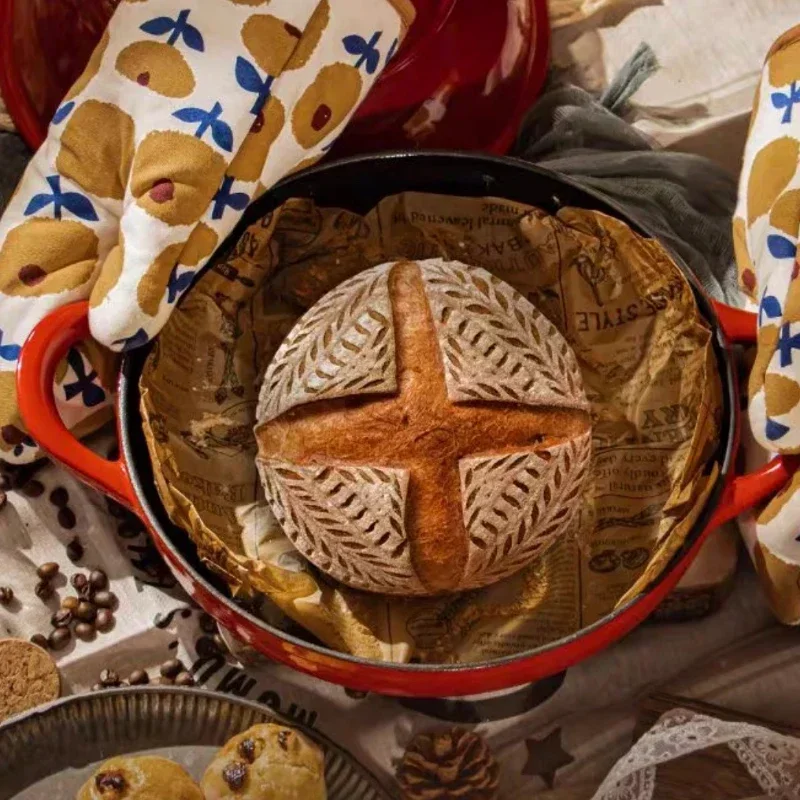 Dutch Oven Enamel - ふた付きエナメル鋳鉄パン、赤いパンオーブン、サワードウベーキングパン、パン用オランダオーブン、11インチ