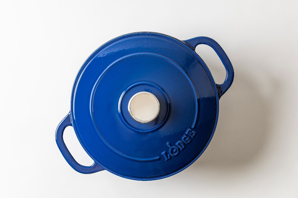 ロッジ カストアイアン 5.5クォート インディゴ エナメル - Dutch Oven Enamel のレビューと価格